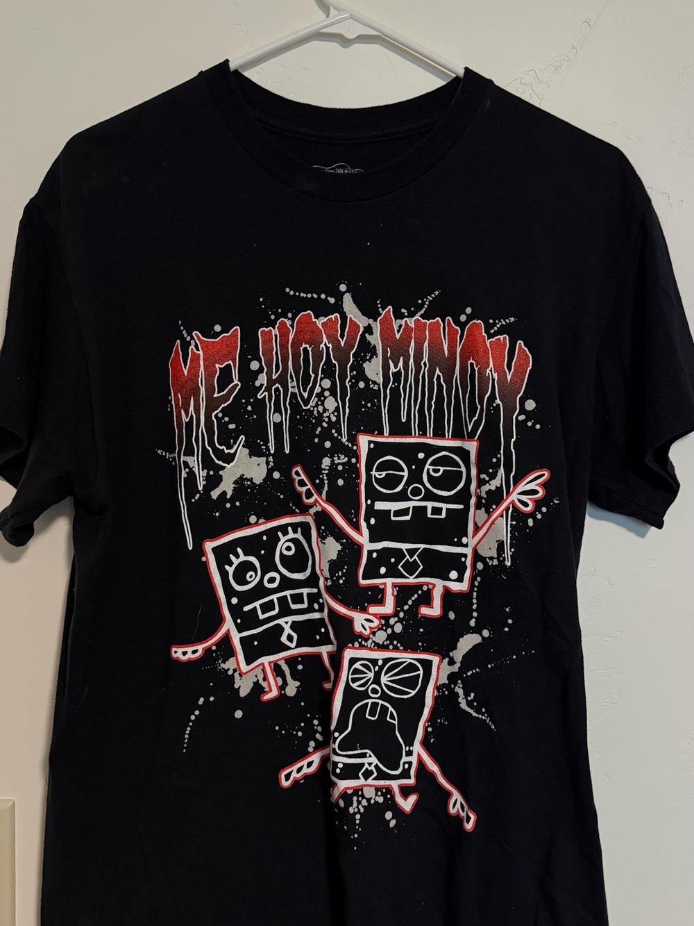 Spongebob Black Graphic Short-Sleeve Tee with Red & White Cartoon Print